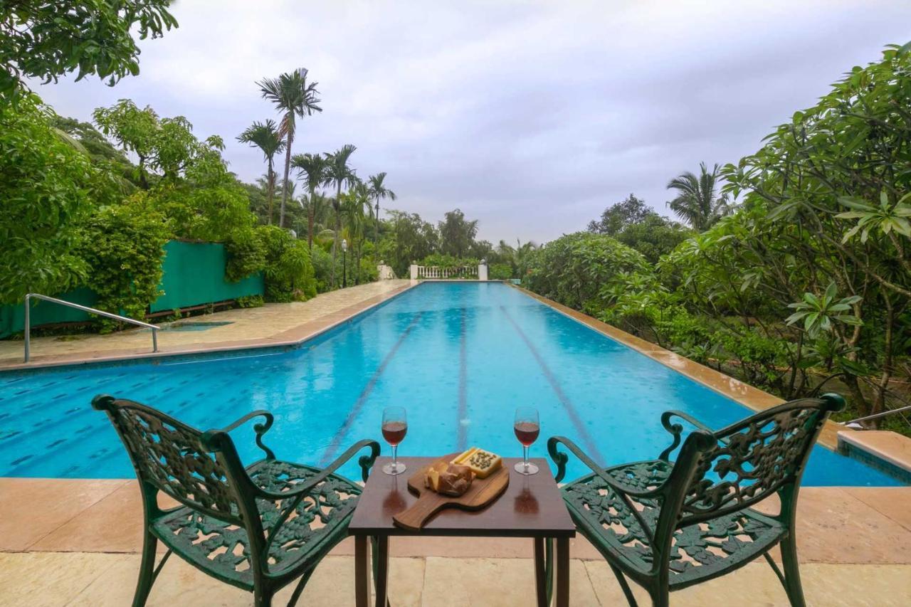 Stayvista'S Casa Palmera - Pet-Friendly Villa With Pool, Garden With Gazebo, And Indoor & Outdoor Games Alībāg Eksteriør billede