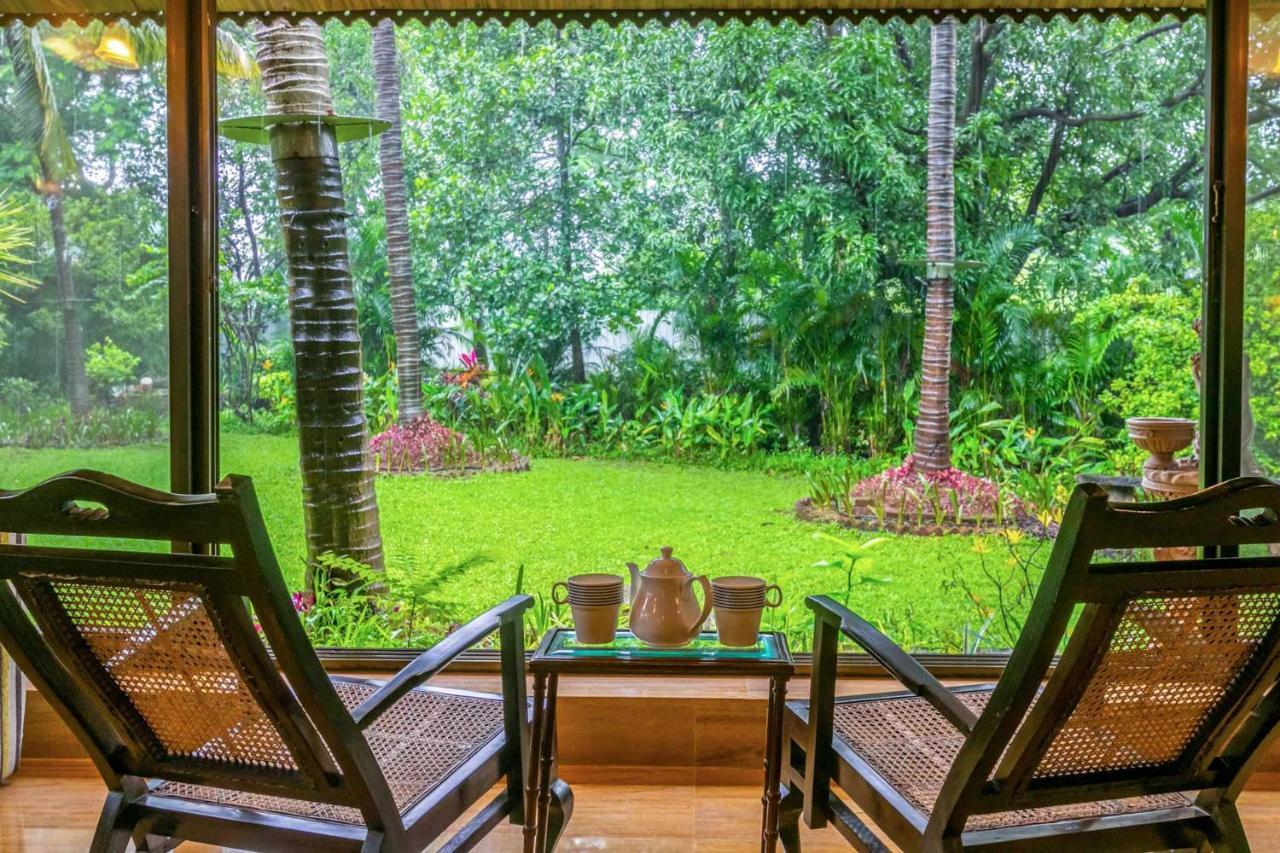 Stayvista'S Casa Palmera - Pet-Friendly Villa With Pool, Garden With Gazebo, And Indoor & Outdoor Games Alībāg Eksteriør billede