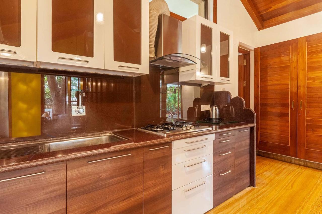 Stayvista'S Casa Palmera - Pet-Friendly Villa With Pool, Garden With Gazebo, And Indoor & Outdoor Games Alībāg Eksteriør billede